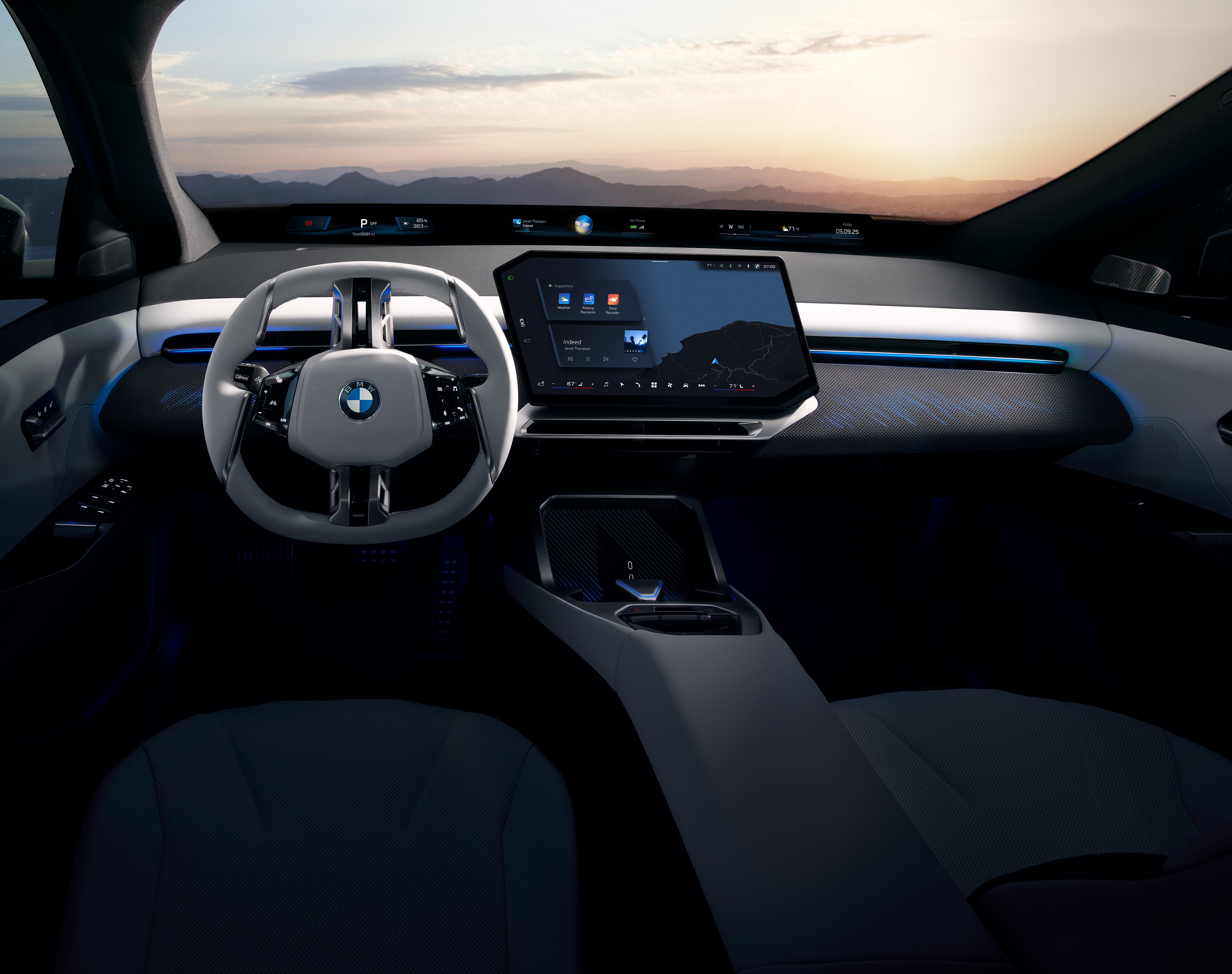 BMW interior and dashboard technology
