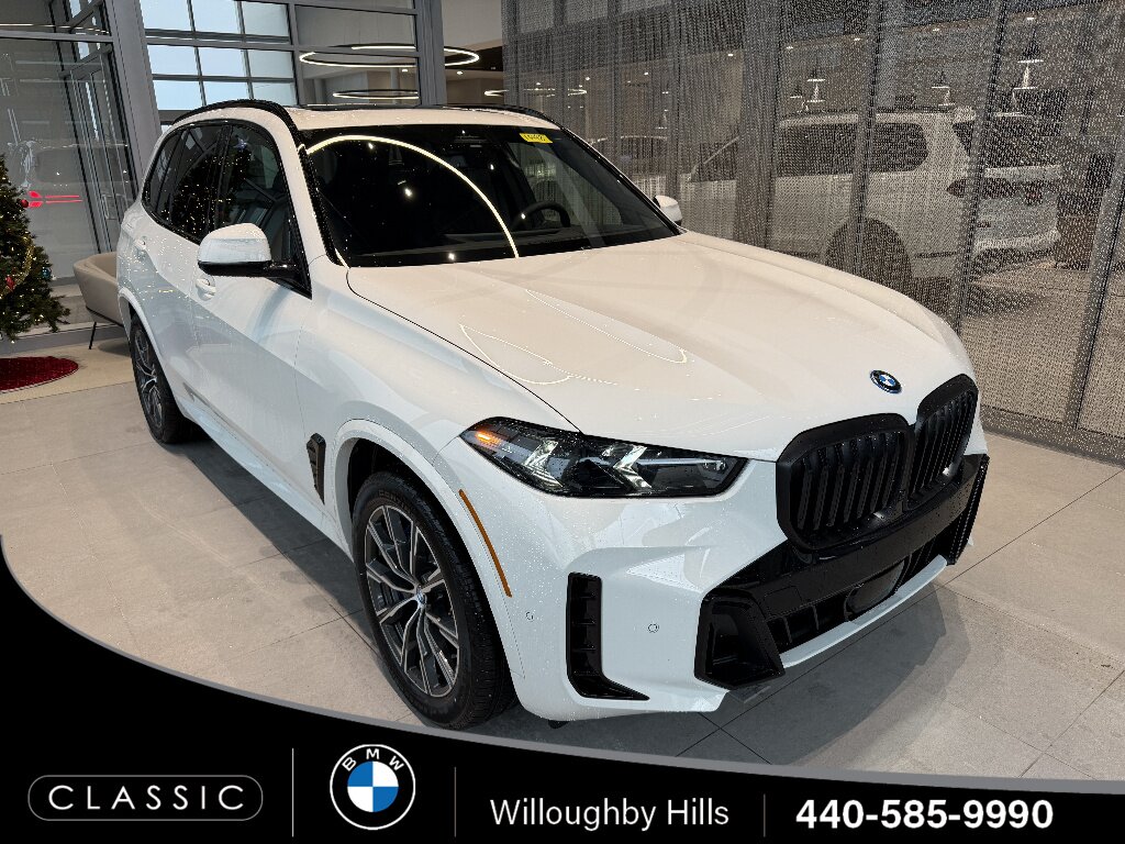 New BMW® X7 Finance Specials & Lease Offers - Willoughby Hills OH