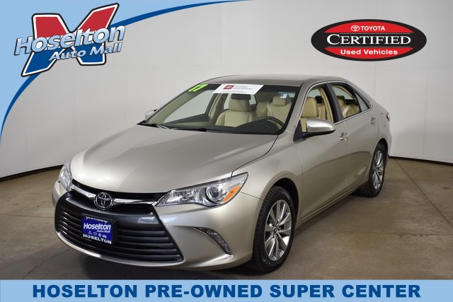 Toyota Camry Used >> Pre Owned 2017 Toyota Camry Xle Fwd 4d Sedan Toyota Camry Used >> Pre Owned 2017 Toyota Camry Xle Fwd 4d Sedan