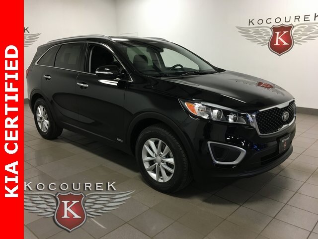 Jd Power Best Luxury Suv 2017  - 2017 Small Luxury Suvs With The Most Cargo Capacity.