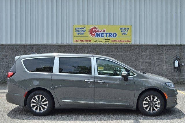 Chrysler® Pacifica Deals & Payments For Sale - Chicopee MA
