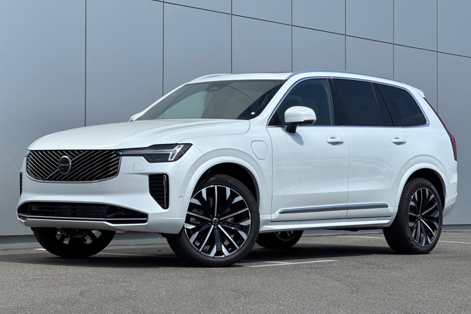 2026 Volvo XC90 Plug-In Hybrid For Sale in City of Industry CA